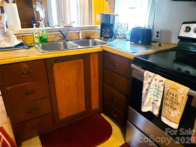 20 Homewood Drive, Asheville, NC 28803