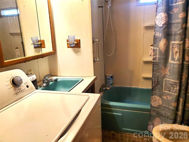 20 Homewood Drive, Asheville, NC 28803