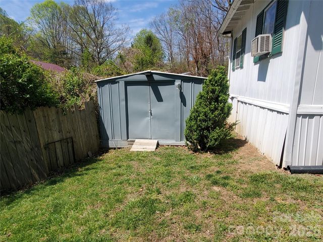 20 Homewood Drive, Asheville, NC 28803