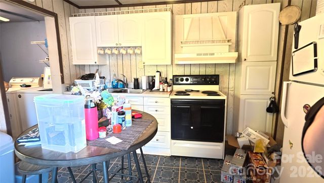 20 Homewood Drive, Asheville, NC 28803