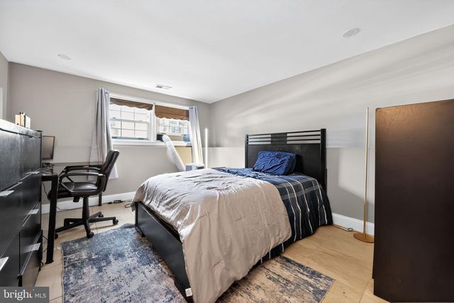223 ST DAVID DR, Mount Laurel, NJ 08054