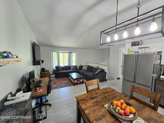 3975 N Black Bear Circle, Wasilla, AK 99654