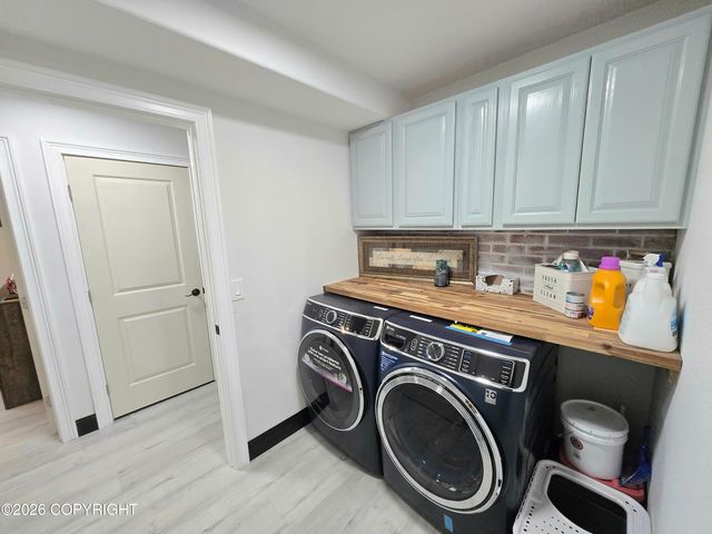 3975 N Black Bear Circle, Wasilla, AK 99654