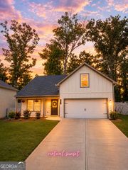 366 Fox Creek Drive, Braselton, GA 30517