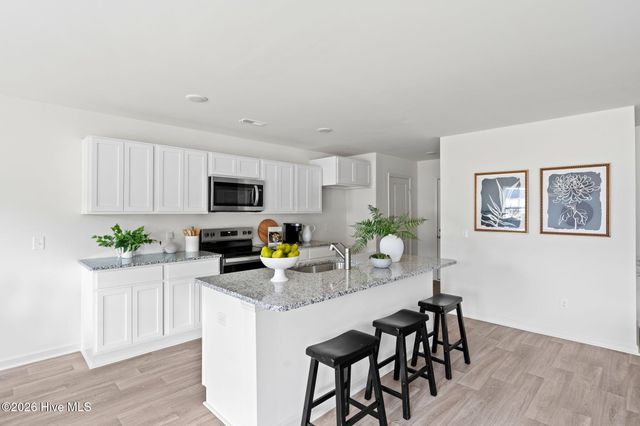 941 Parkway Road, Southport, NC 28461