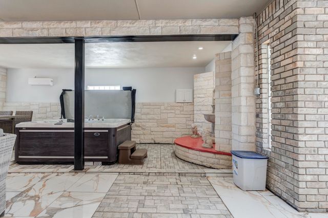 4707 102nd Street, Lubbock, TX 79424