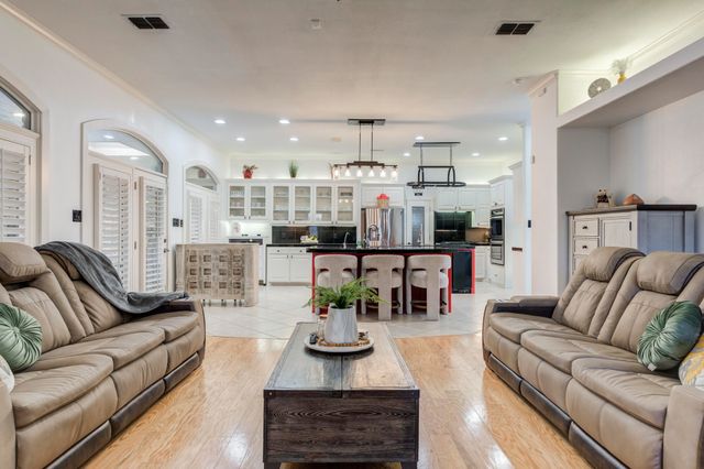 4707 102nd Street, Lubbock, TX 79424