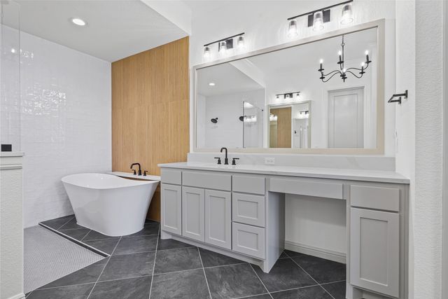 1001 Tobey Court, Aledo, TX 76008