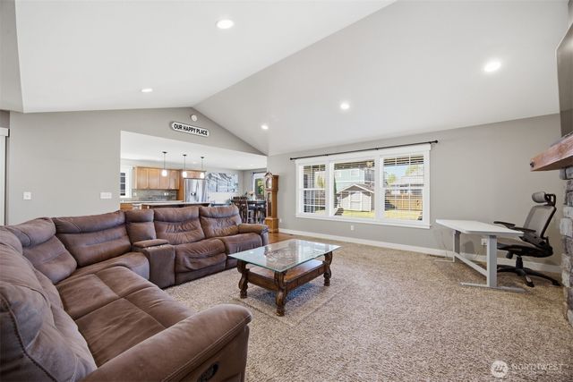 803 Mapleridge Drive, Everson, WA 98247