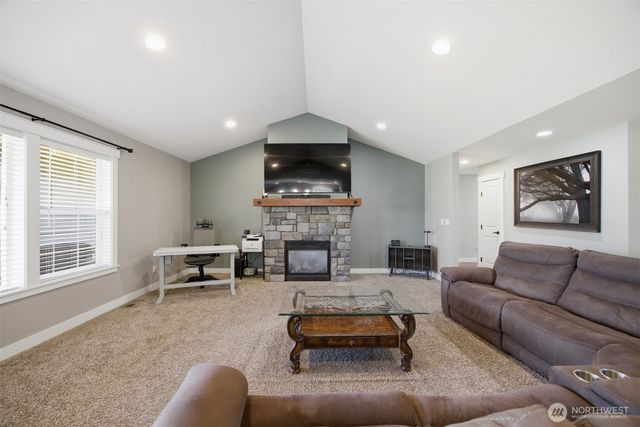 803 Mapleridge Drive, Everson, WA 98247