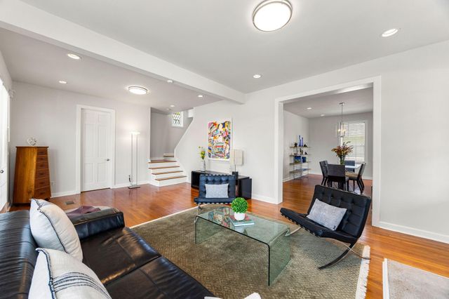 302 W Drew Street, Houston, TX 77006