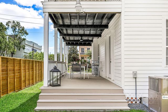 302 W Drew Street, Houston, TX 77006