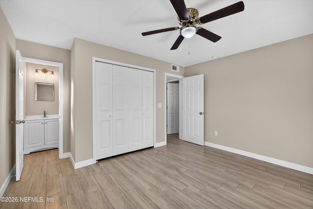 2114 HUGH EDWARDS Drive, Jacksonville, FL 32210