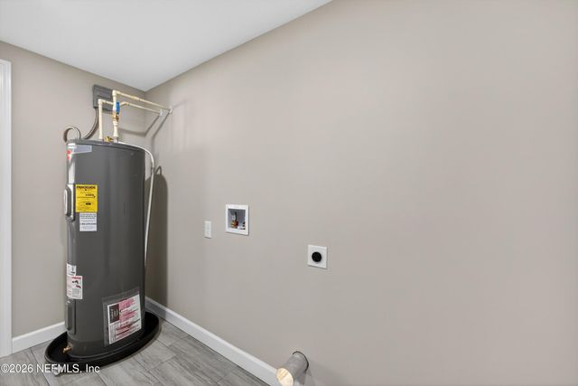 2114 HUGH EDWARDS Drive, Jacksonville, FL 32210