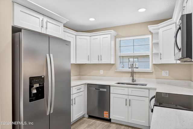 2114 HUGH EDWARDS Drive, Jacksonville, FL 32210