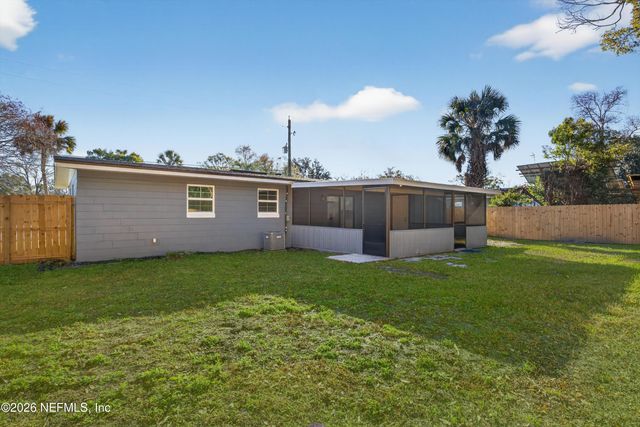 2114 HUGH EDWARDS Drive, Jacksonville, FL 32210