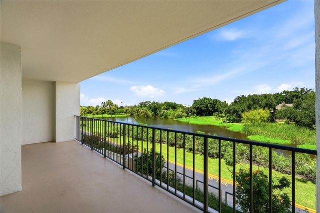 220 BELLEVIEW BOULEVARD 207, Belleair, FL 33756