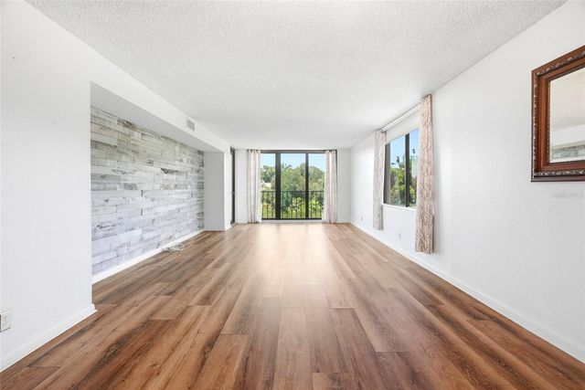 220 BELLEVIEW BOULEVARD 207, Belleair, FL 33756