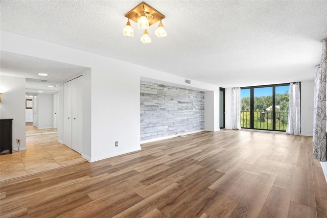 220 BELLEVIEW BOULEVARD 207, Belleair, FL 33756