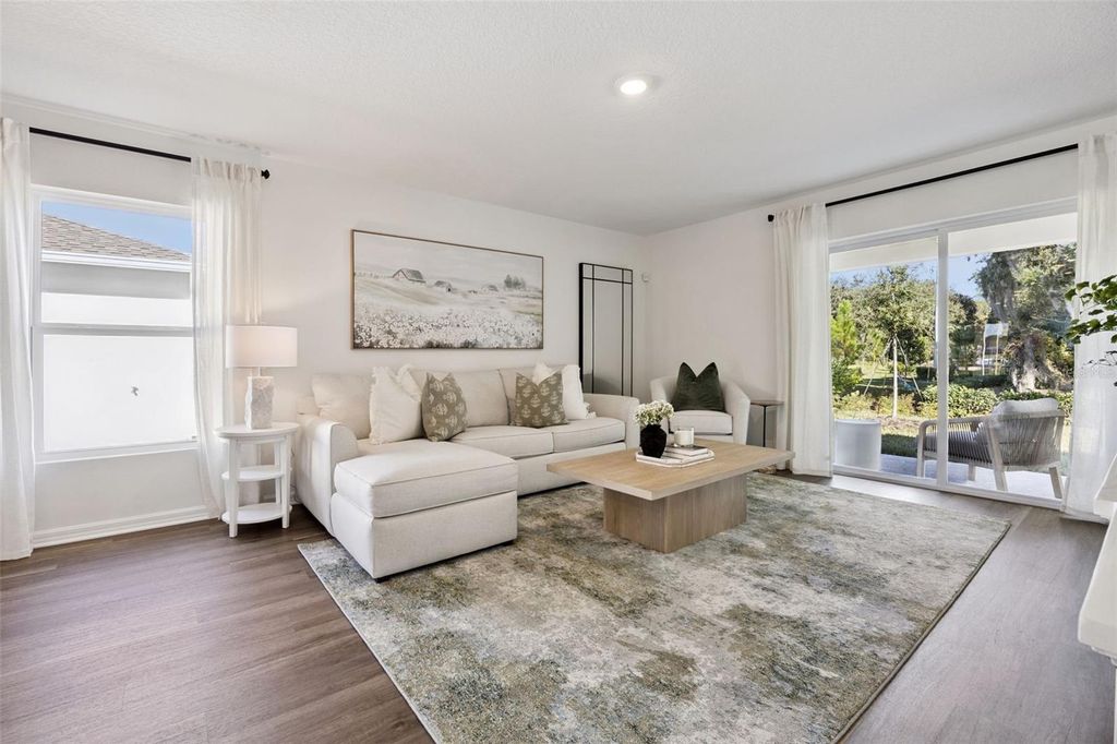 Image 7 of property listing at 222 BULL FROG LANE, Umatilla, FL 32784