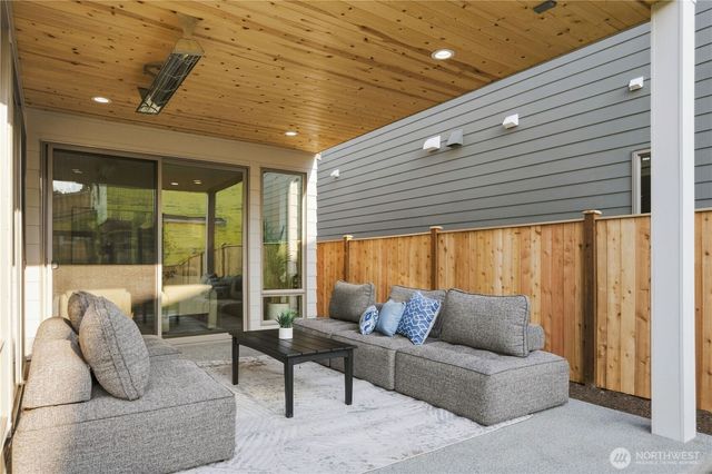 10209 125th Avenue NE, Kirkland, WA 98033