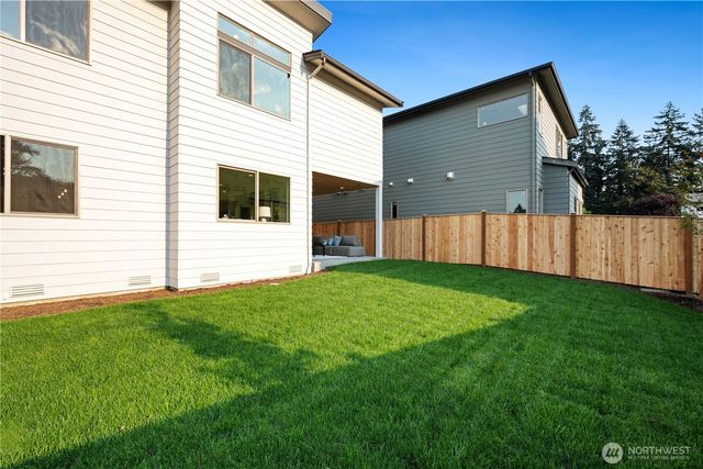 10209 125th Avenue NE, Kirkland, WA 98033
