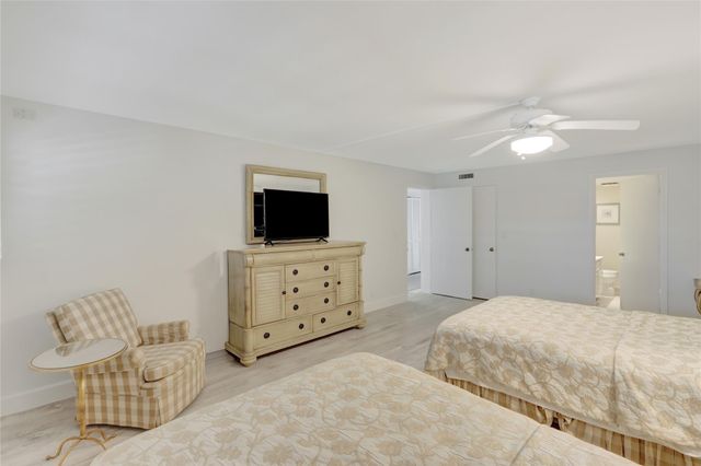 1710 S Ocean Ln 104, Fort Lauderdale, FL 33316