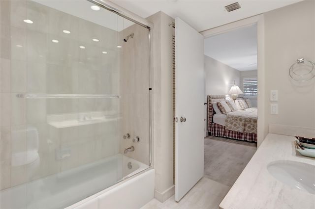 1710 S Ocean Ln 104, Fort Lauderdale, FL 33316