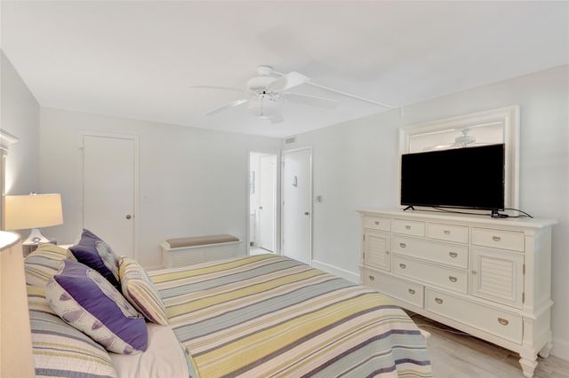 1710 S Ocean Ln 104, Fort Lauderdale, FL 33316