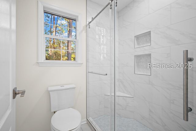 39 Golden Hind Dr, Hilton Head Island, SC 29926