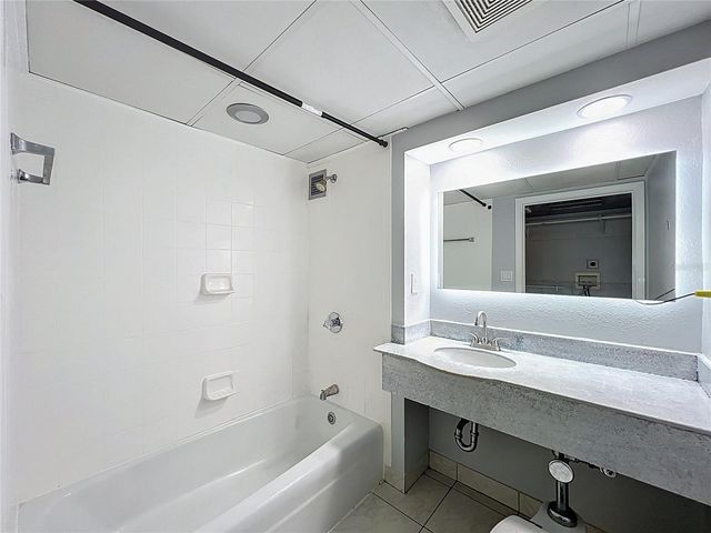 151 E WASHINGTON STREET 329, Orlando, FL 32801