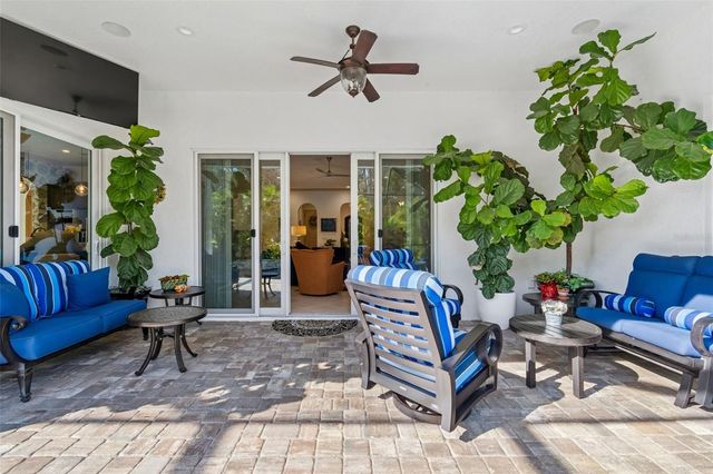 29118 PICANA LANE, Wesley Chapel, FL 33543