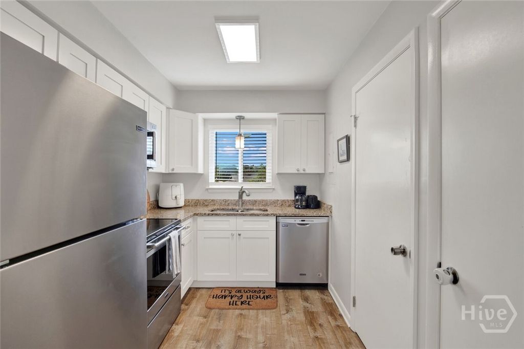 Image 15 of property listing at 85 Van Horne Street 19A, Tybee Island, GA 31328