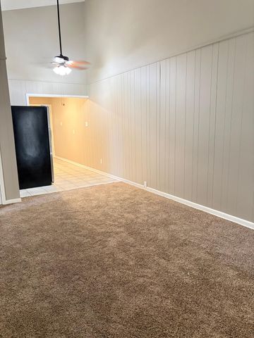 3404 70th Drive, Lubbock, TX 79413