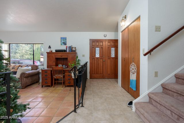 330 N FAIRWAY OAKS Drive, Sedona, AZ 86351