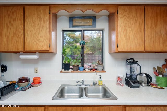 330 N FAIRWAY OAKS Drive, Sedona, AZ 86351