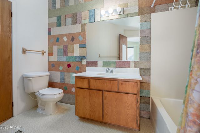 330 N FAIRWAY OAKS Drive, Sedona, AZ 86351