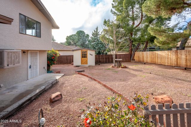 330 N FAIRWAY OAKS Drive, Sedona, AZ 86351