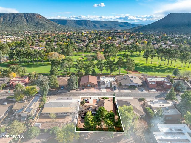 330 N FAIRWAY OAKS Drive, Sedona, AZ 86351