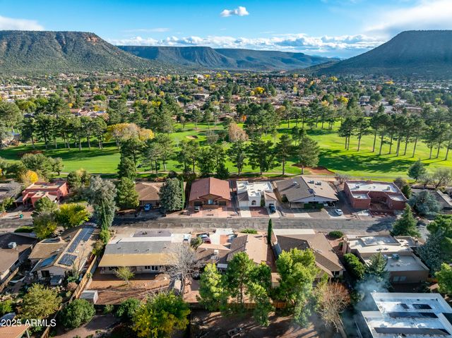 330 N FAIRWAY OAKS Drive, Sedona, AZ 86351
