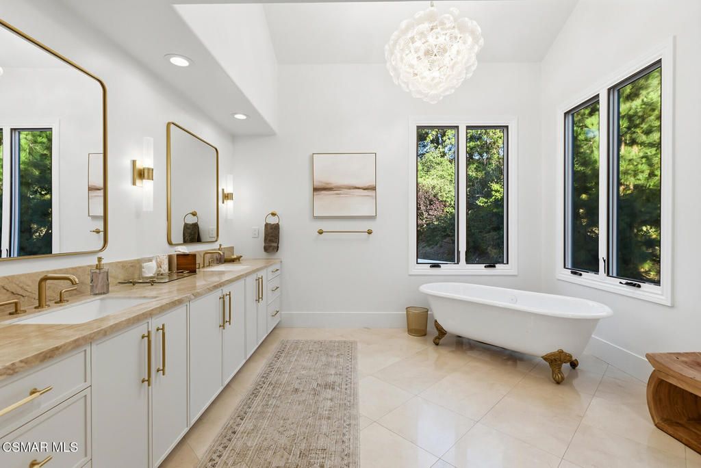Image 31 of property listing at 1103 Country Valley Road, Westlake Village, CA 91362