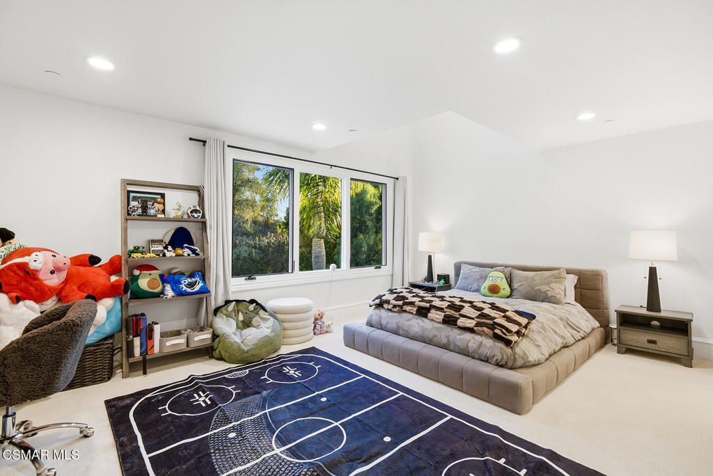 Image 35 of property listing at 1103 Country Valley Road, Westlake Village, CA 91362
