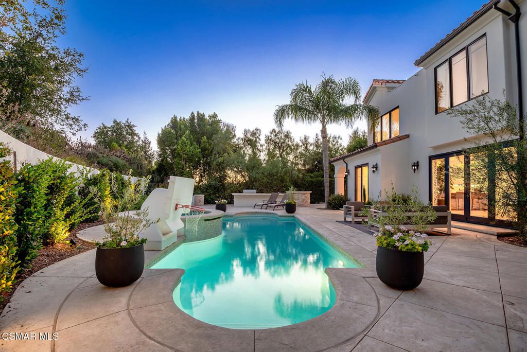 Image 5 of property listing at 1103 Country Valley Road, Westlake Village, CA 91362