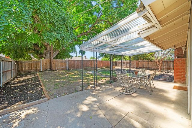 10812 Dunbar Way, Rancho Cordova, CA 95670