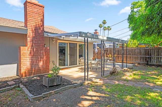 10812 Dunbar Way, Rancho Cordova, CA 95670
