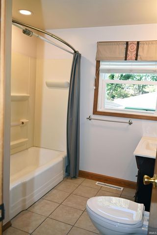 406 Twillo Run Drive, New Haven, IN 46774
