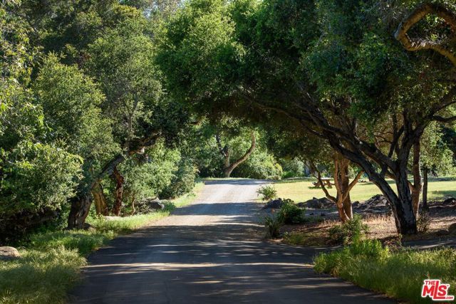 450 Lambert Road, Carpinteria, CA 93013