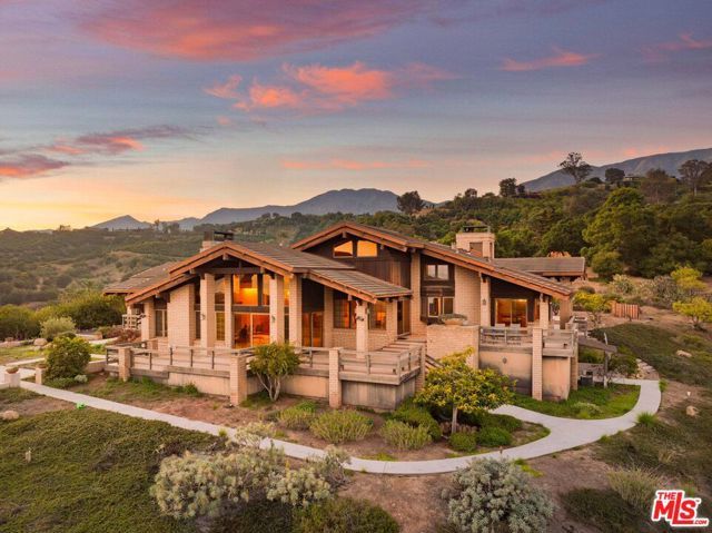 450 Lambert Road, Carpinteria, CA 93013