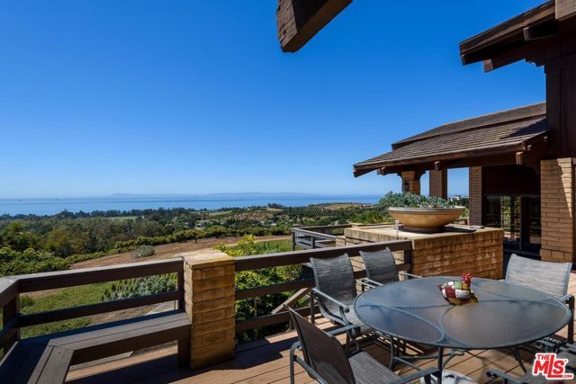 450 Lambert Road, Carpinteria, CA 93013