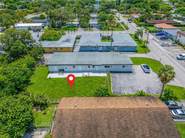1807 N 17th Ave, Hollywood, FL 33020